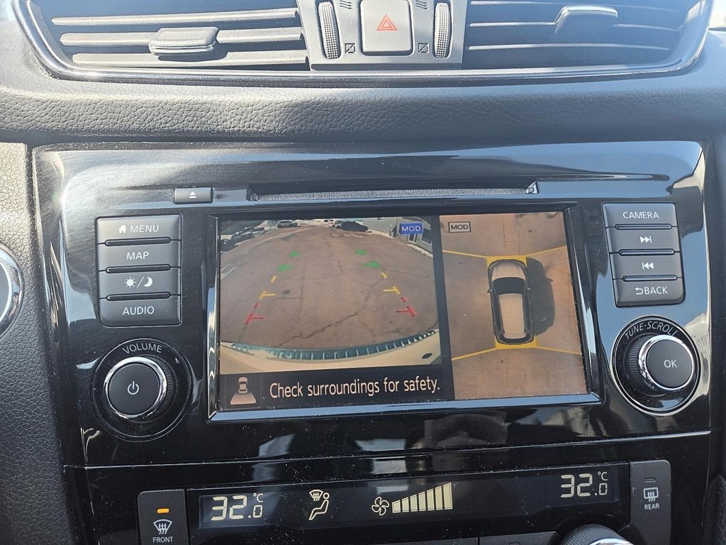 2018 Nissan Rogue in Baie-Comeau, Quebec - 18 - w1024h768px