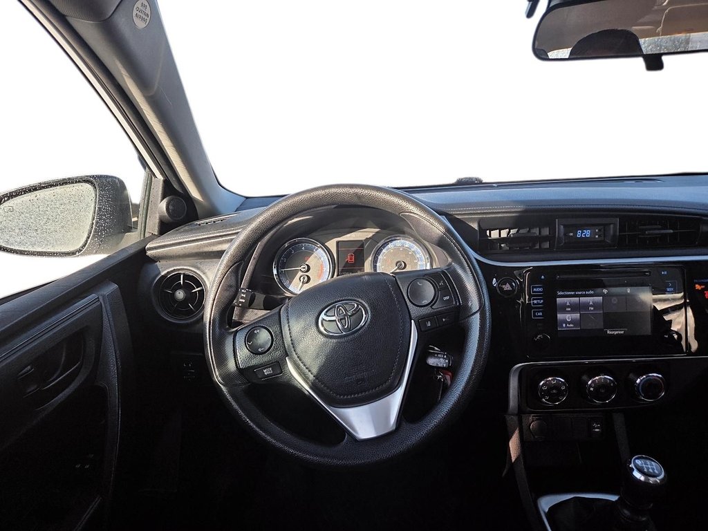 Toyota Corolla  2018 à Sept-Îles, Québec - 12 - w1024h768px