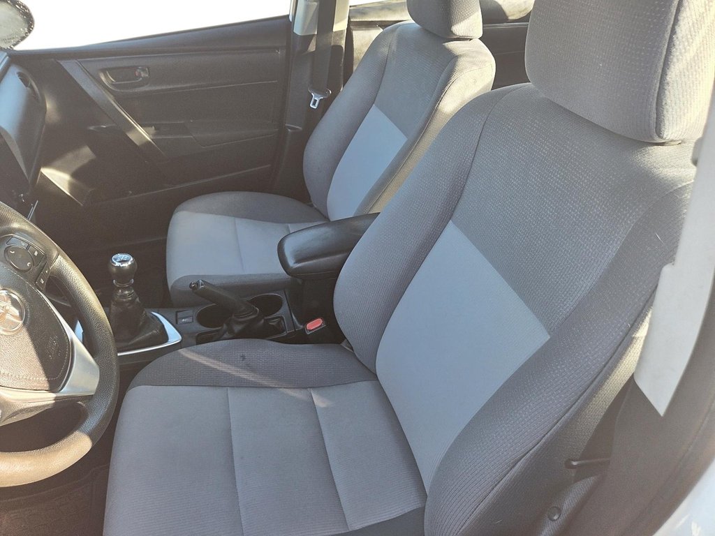 Toyota Corolla  2018 à Sept-Îles, Québec - 9 - w1024h768px