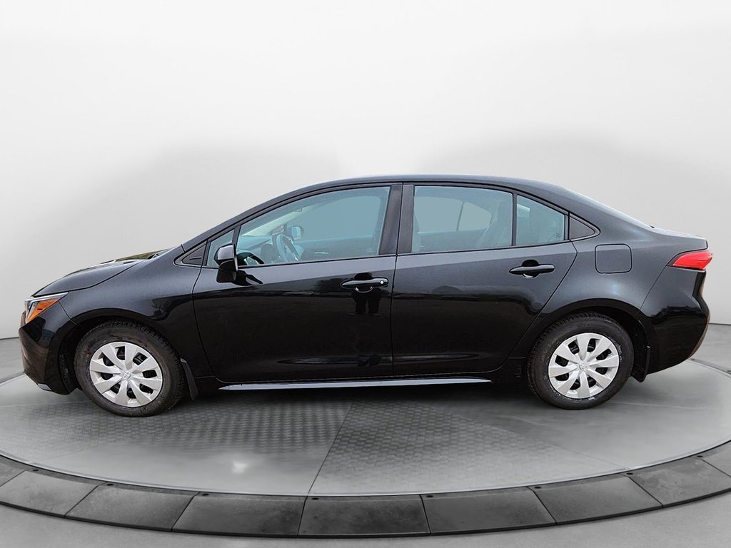 2021 Toyota Corolla in Baie-Comeau, Quebec - 6 - w1024h768px
