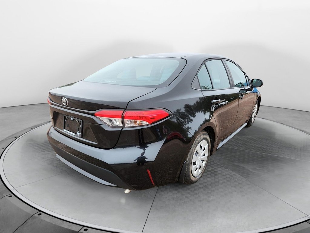 2021 Toyota Corolla in Baie-Comeau, Quebec - 5 - w1024h768px