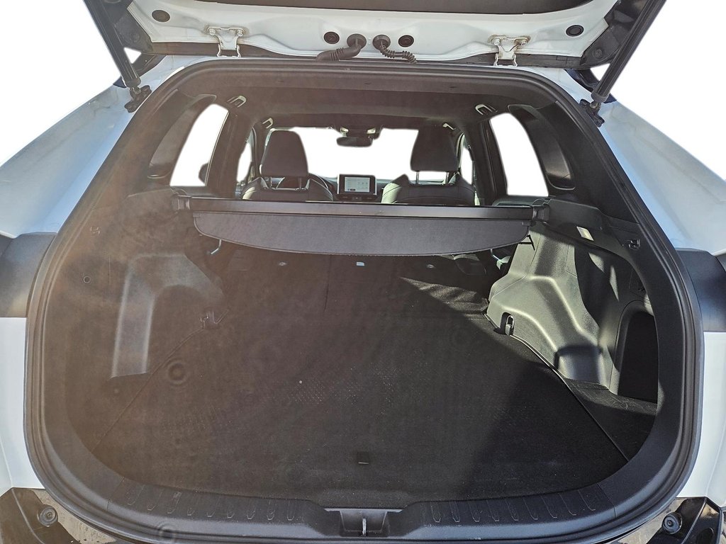 2023 Toyota RAV4 Prime in Jonquière, Quebec - 9 - w1024h768px