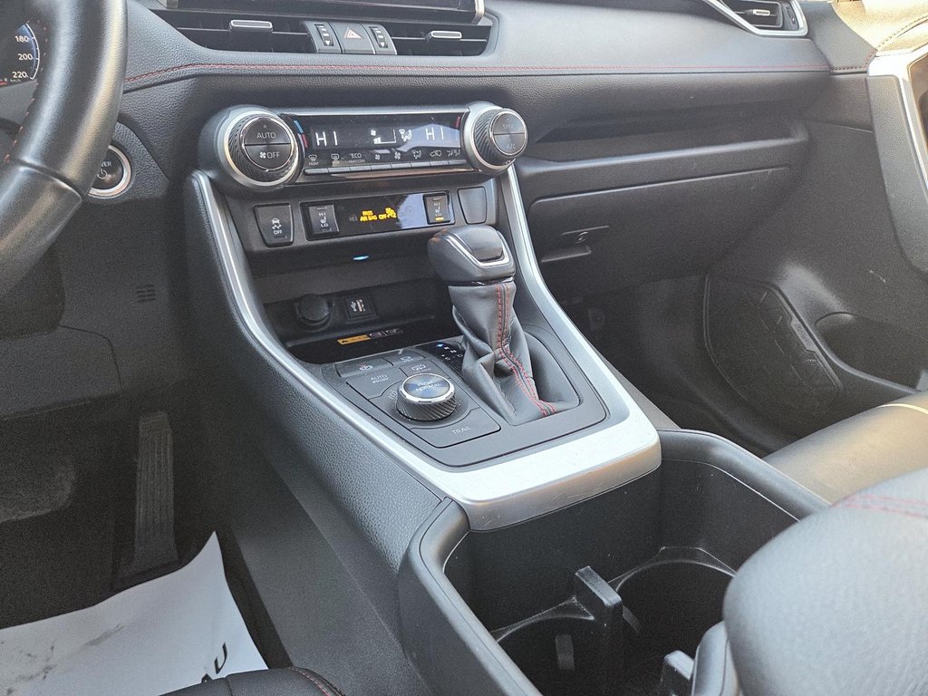2023 Toyota RAV4 Prime in Jonquière, Quebec - 16 - w1024h768px