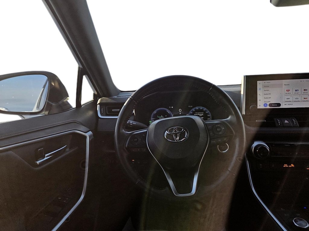 2023 Toyota RAV4 Prime in Jonquière, Quebec - 14 - w1024h768px