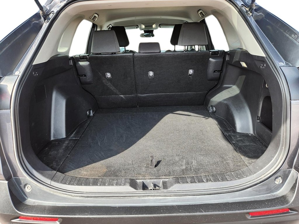 2022 Toyota RAV4 in Baie-Comeau, Quebec - 8 - w1024h768px