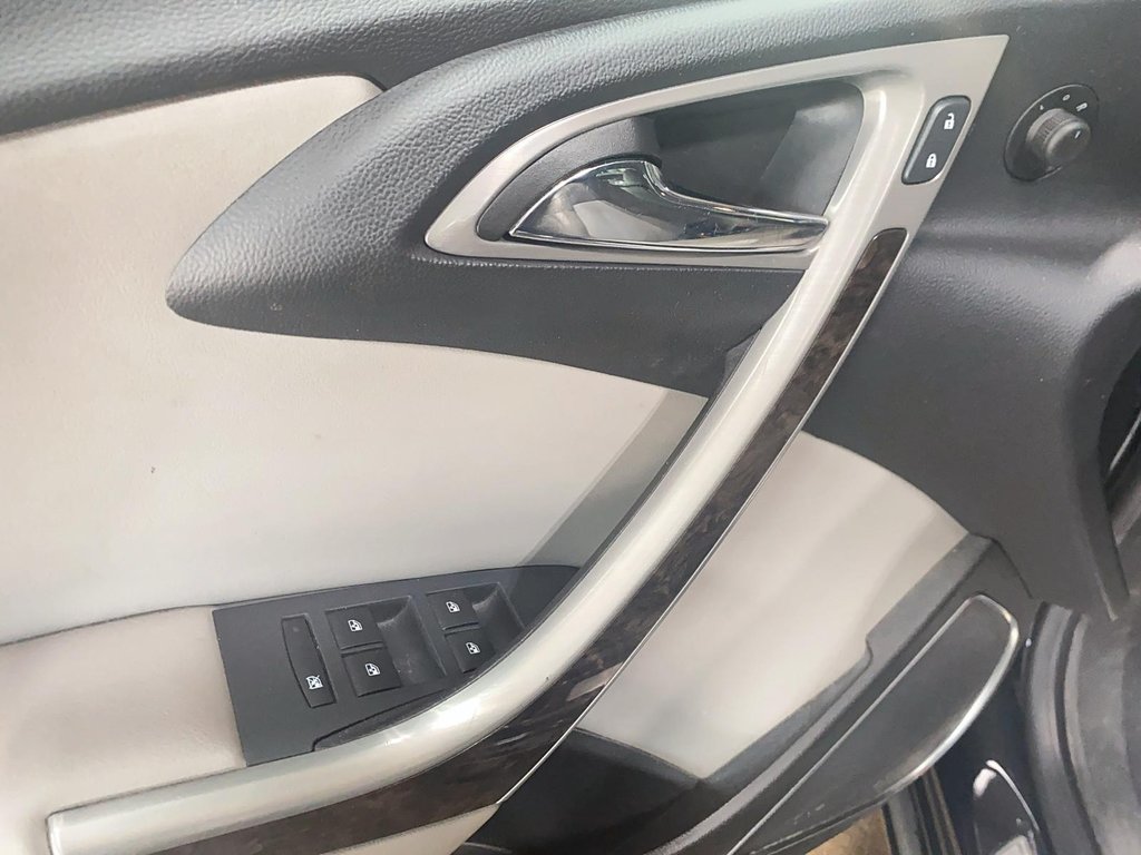 2017 Buick Verano in Baie-Comeau, Quebec - 11 - w1024h768px