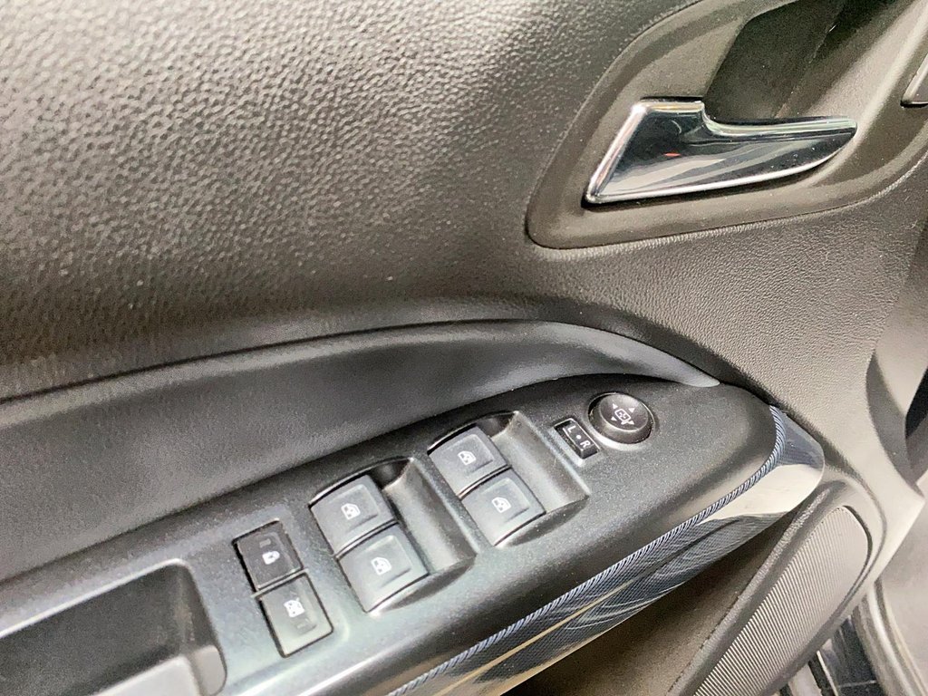 2022 Chevrolet Colorado in Jonquière, Quebec - 11 - w1024h768px