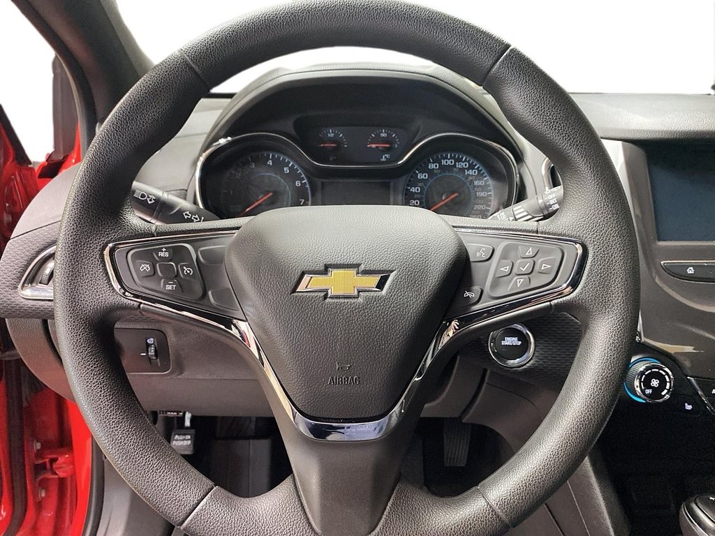 Chevrolet Cruze  2018 à Jonquière, Québec - 12 - w1024h768px