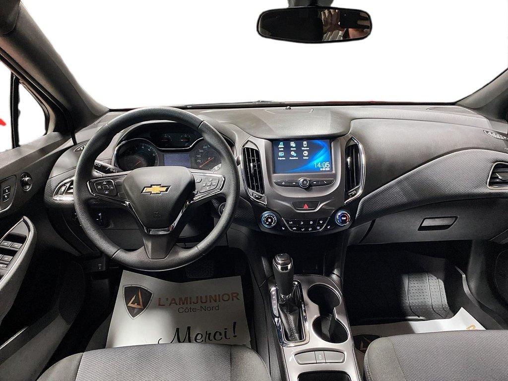 2018 Chevrolet Cruze in Jonquière, Quebec - 6 - w1024h768px