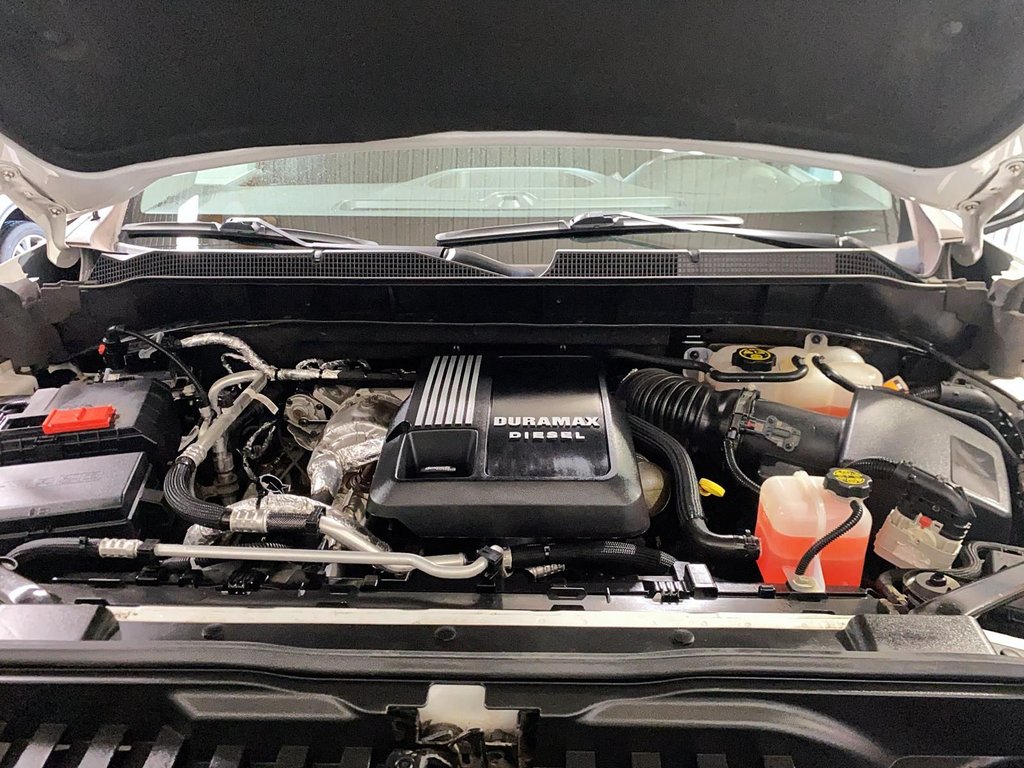 2022 Chevrolet Silverado 1500 LTD in Sept-Îles, Quebec - 7 - w1024h768px