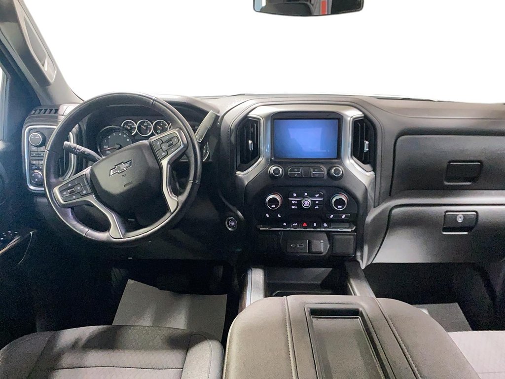 2022 Chevrolet Silverado 1500 LTD in Sept-Îles, Quebec - 9 - w1024h768px