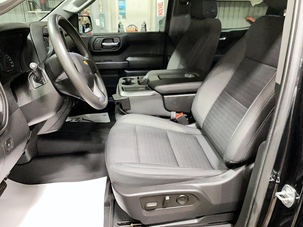 2022 Chevrolet Silverado 1500 in Jonquière, Quebec - 10 - w1024h768px