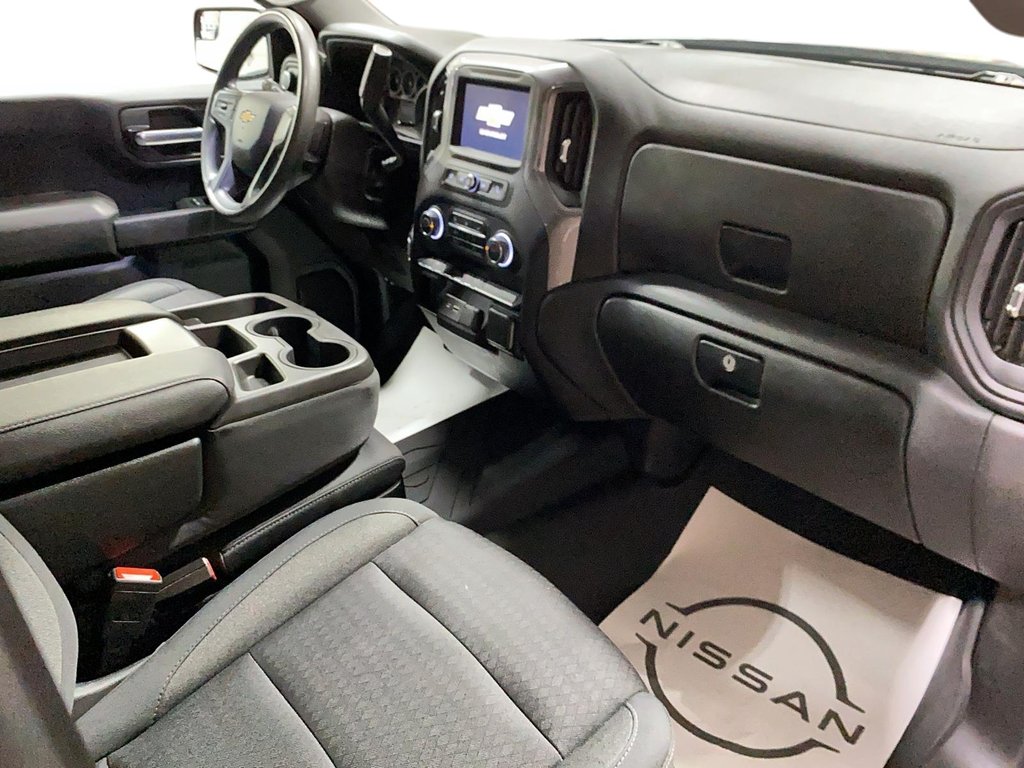 2022 Chevrolet Silverado 1500 in Jonquière, Quebec - 22 - w1024h768px