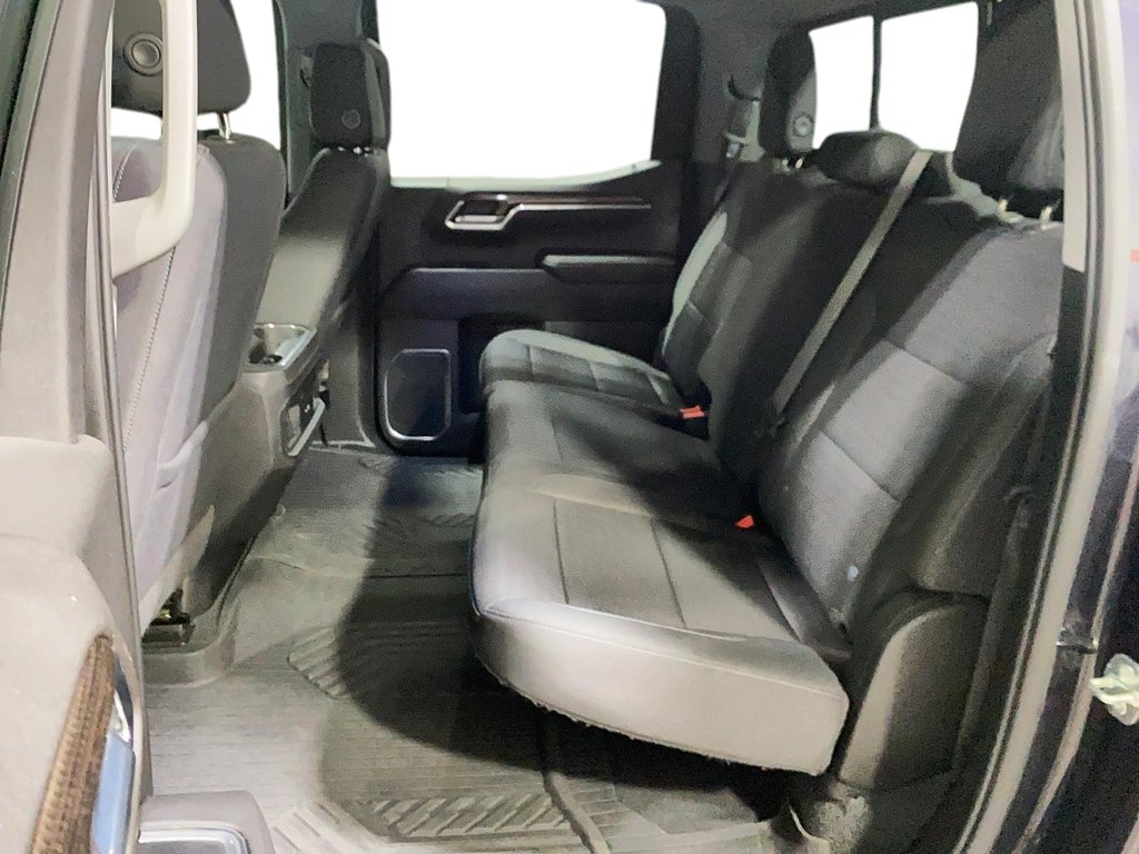 Chevrolet Silverado 1500 RST 2022 à Jonquière, Québec - 9 - w1024h768px