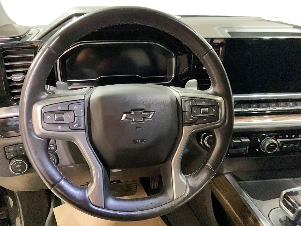 Chevrolet Silverado 1500 RST 2022 à Jonquière, Québec - 14 - w1024h768px