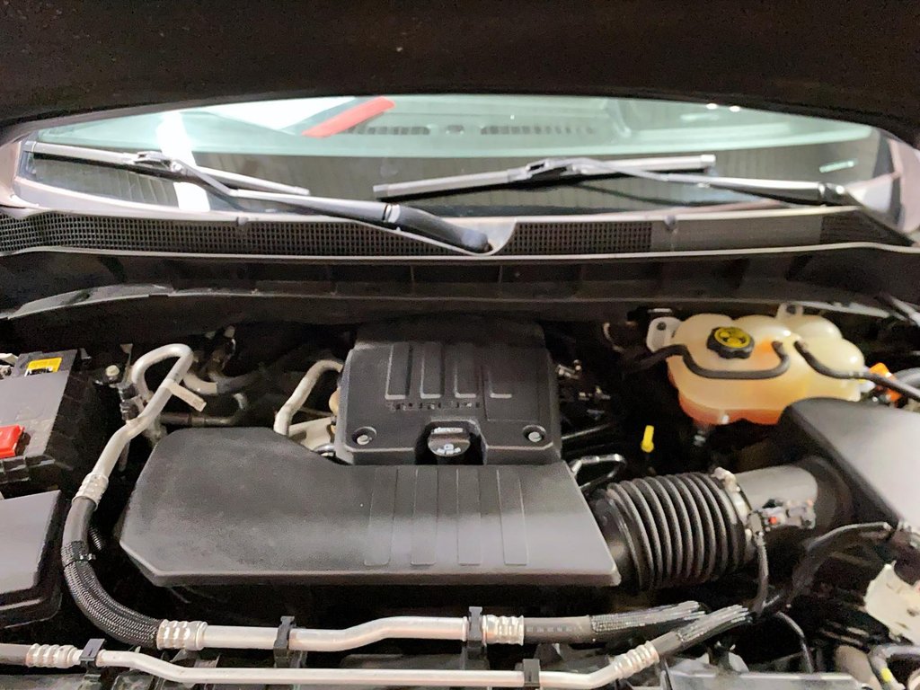 Chevrolet Silverado 1500  2022 à Jonquière, Québec - 6 - w1024h768px