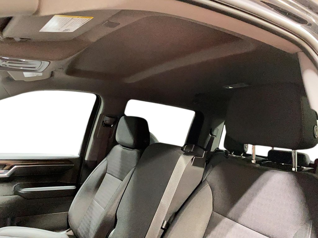 Chevrolet Silverado 1500  2022 à Jonquière, Québec - 10 - w1024h768px