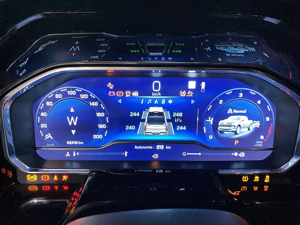 2023 Chevrolet Silverado 1500 in Jonquière, Quebec - 17 - w1024h768px