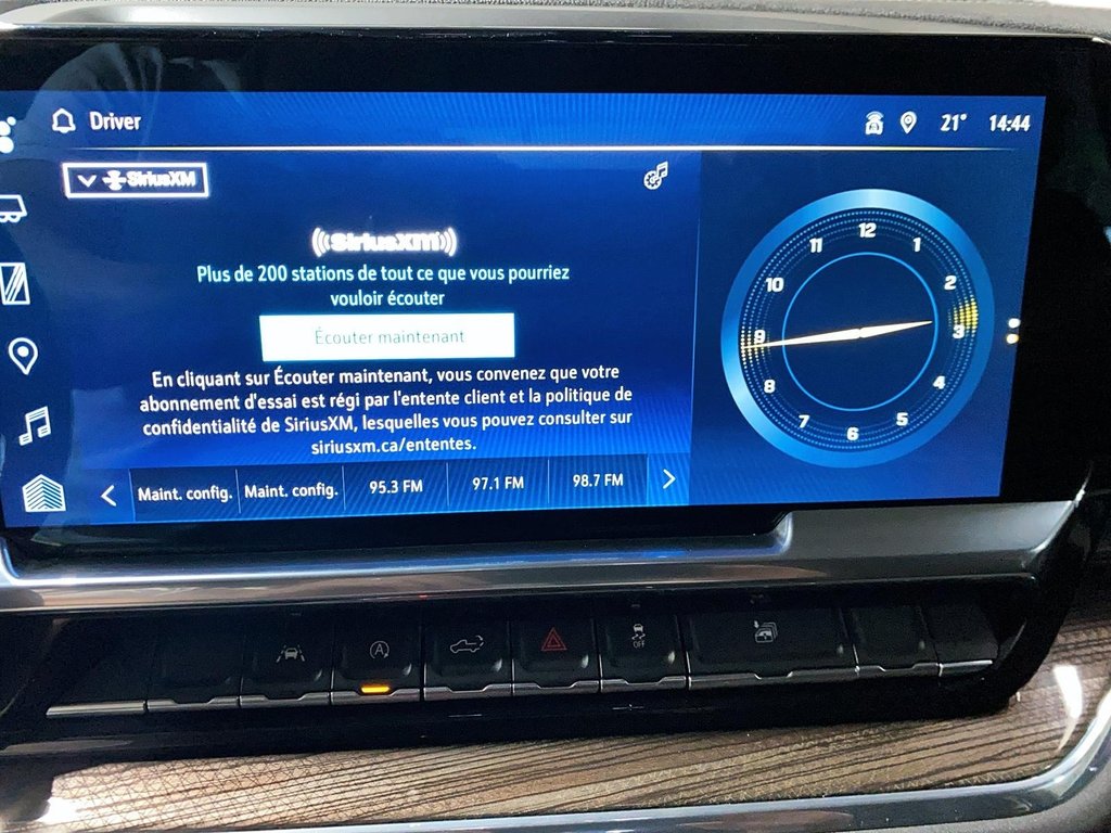 2023 Chevrolet Silverado 1500 in Jonquière, Quebec - 18 - w1024h768px