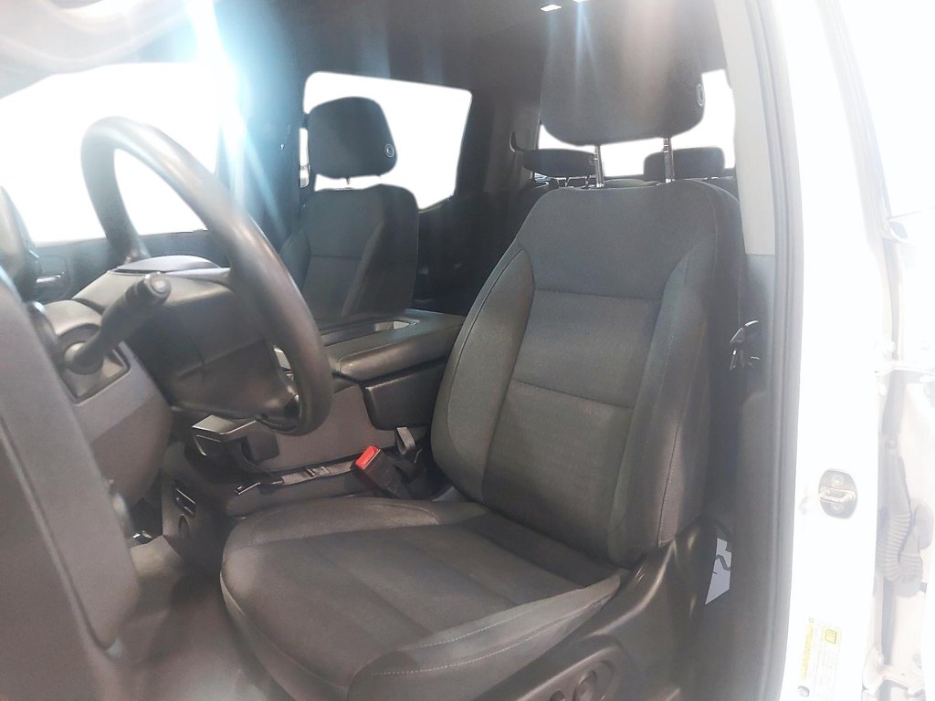 2024 Chevrolet Silverado 1500 in Jonquière, Quebec - 9 - w1024h768px