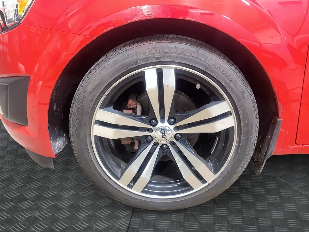 Chevrolet Sonic LT 2016 à Chicoutimi, Québec - 7 - w1024h768px