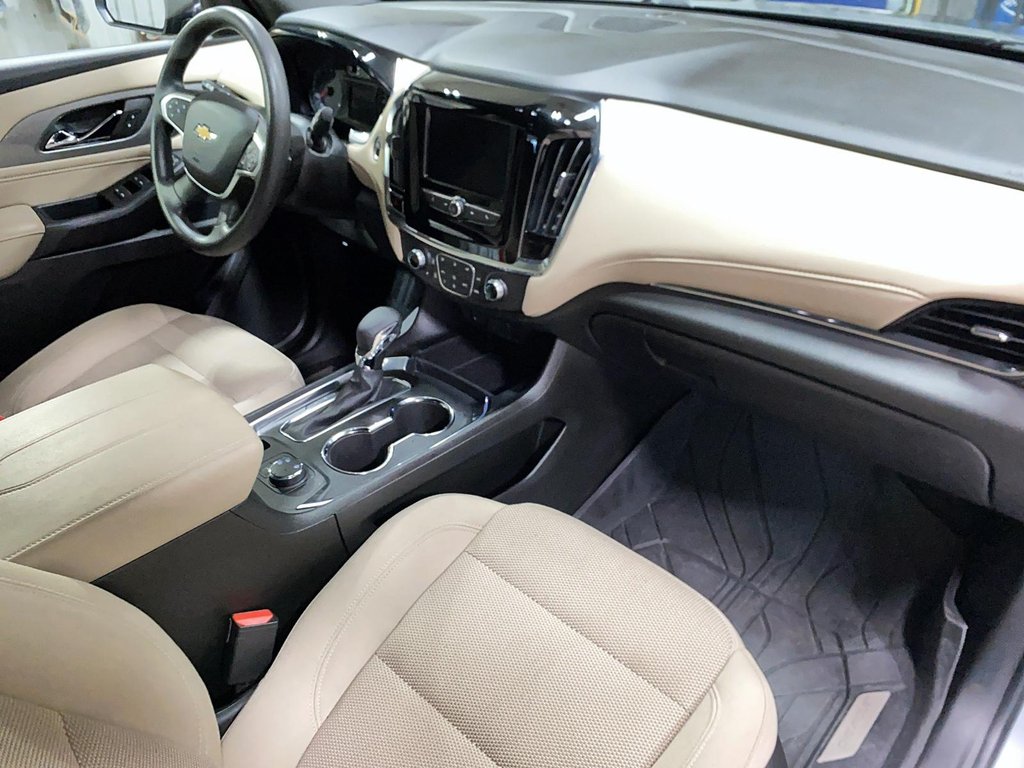 Chevrolet Traverse  2023 à Baie-Comeau, Québec - 16 - w1024h768px