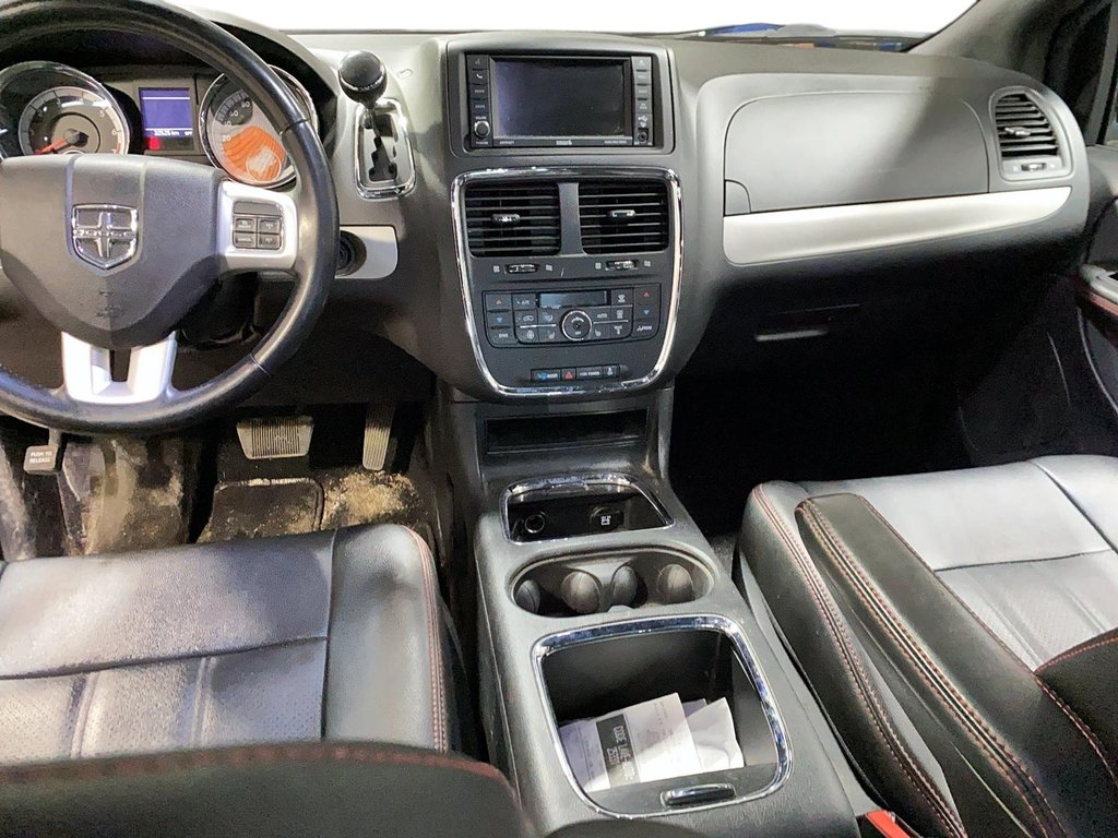 2020 Dodge Grand Caravan in Jonquière, Quebec - 7 - w1024h768px