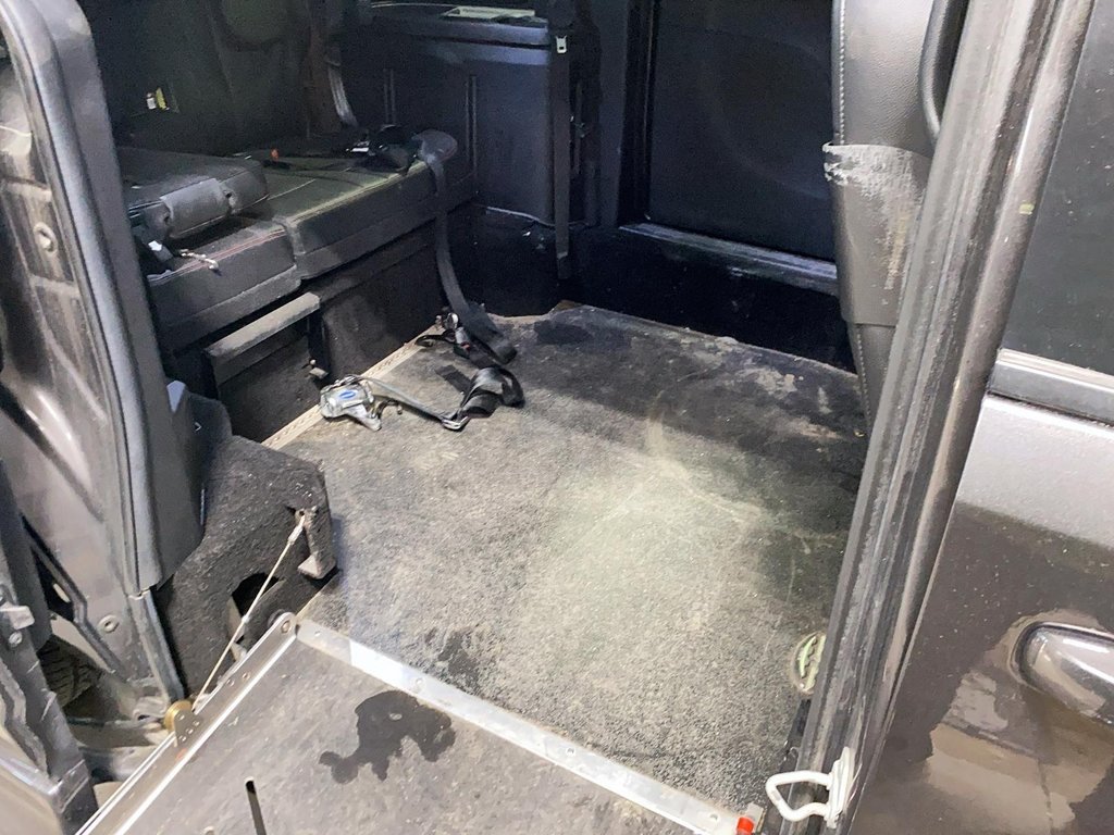 2020 Dodge Grand Caravan in Jonquière, Quebec - 3 - w1024h768px