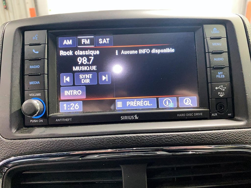 2020 Dodge Grand Caravan in Jonquière, Quebec - 7 - w1024h768px
