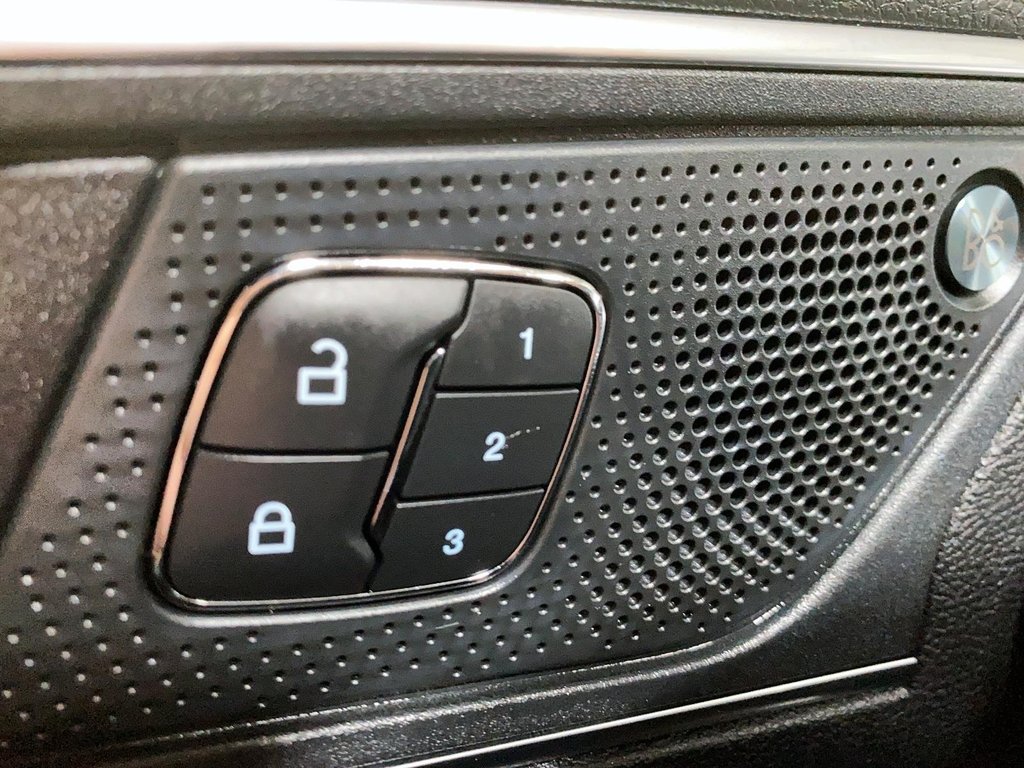 2020 Ford Edge in Baie-Comeau, Quebec - 17 - w1024h768px