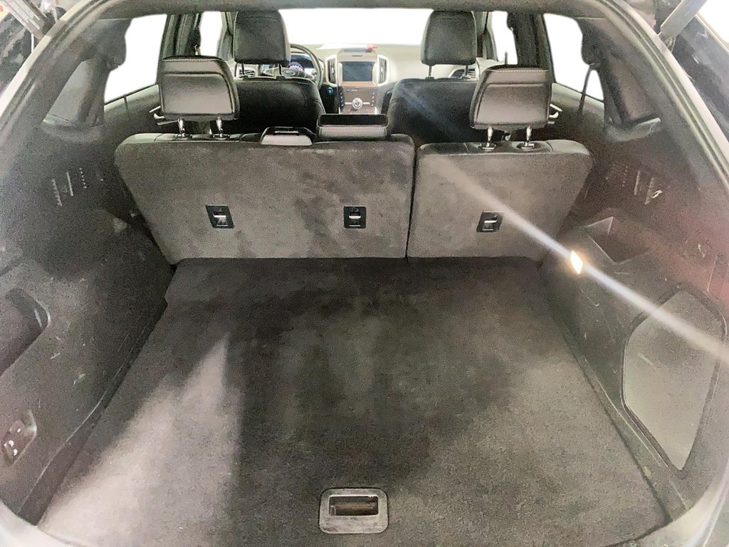 2020 Ford Edge in Baie-Comeau, Quebec - 6 - w1024h768px