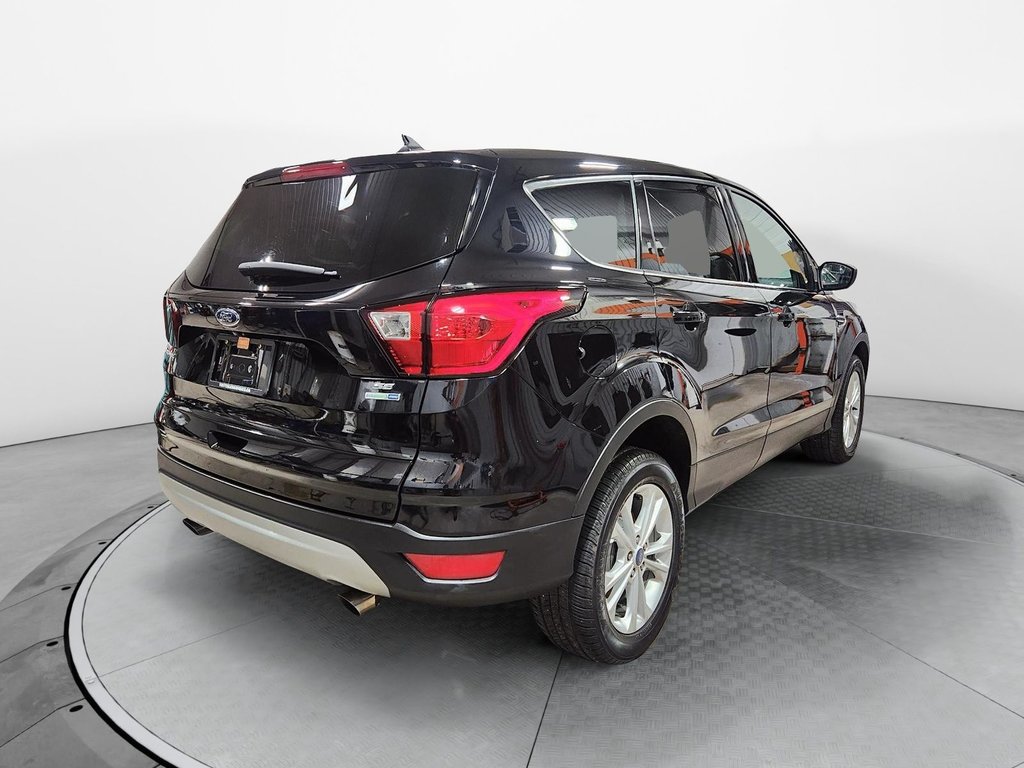 2019 Ford Escape in Sept-Îles, Quebec - 5 - w1024h768px