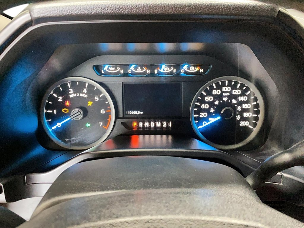 Ford F-150  2016 à Jonquière, Québec - 13 - w1024h768px