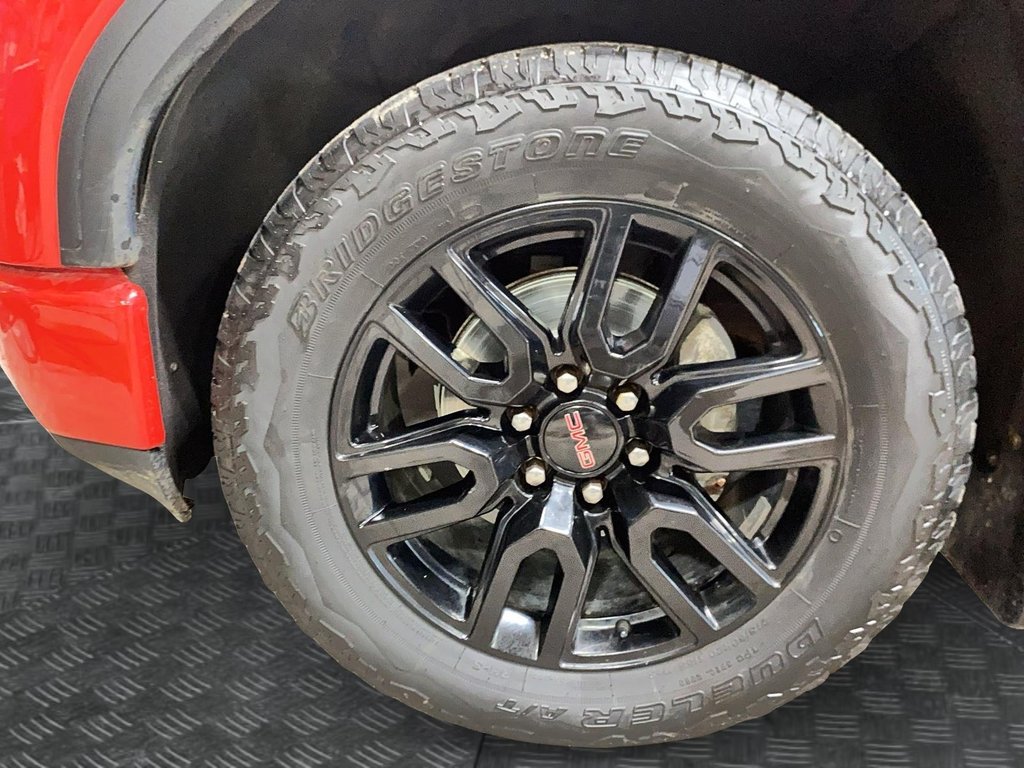 2022 GMC SIERRA 1500 LIMITED in Baie-Comeau, Quebec - 7 - w1024h768px