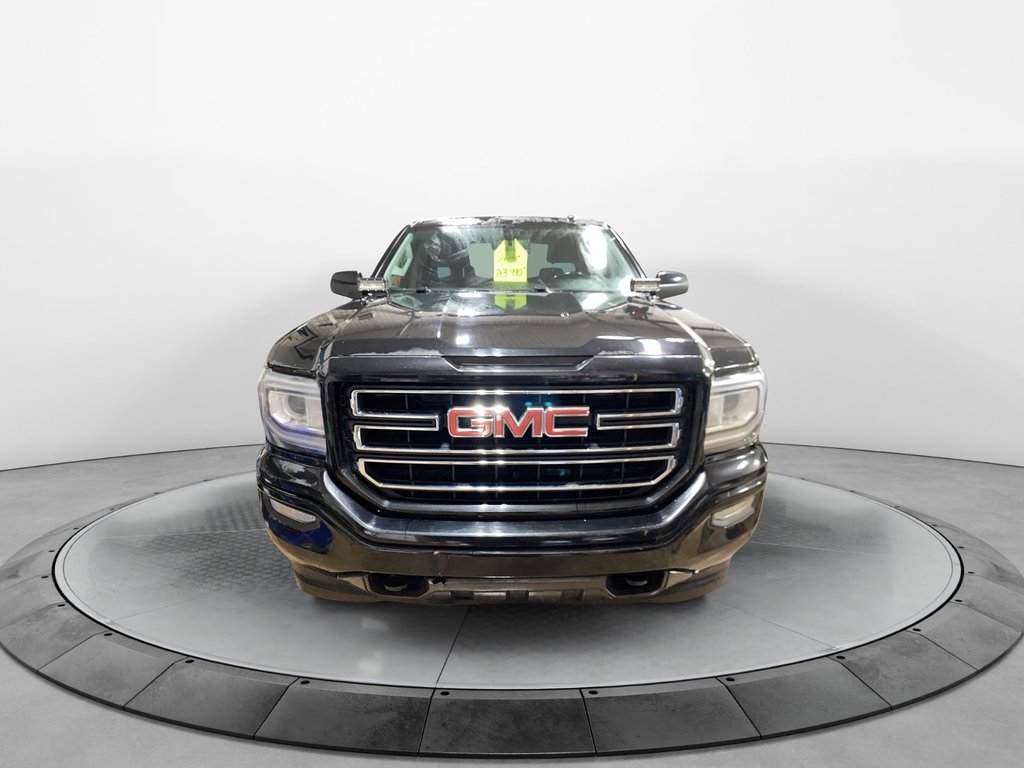 GMC Sierra 1500  2018 à Baie-Comeau, Québec - 2 - w1024h768px