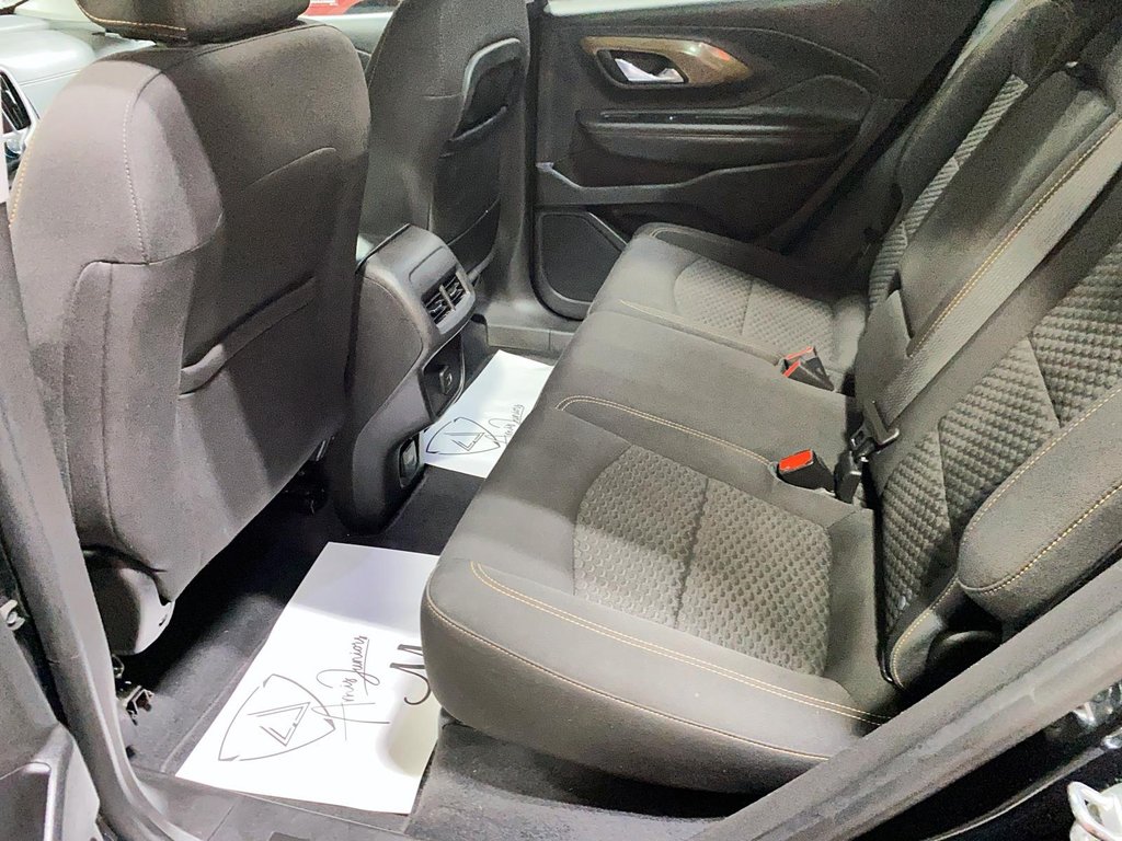GMC Terrain  2021 à Jonquière, Québec - 11 - w1024h768px