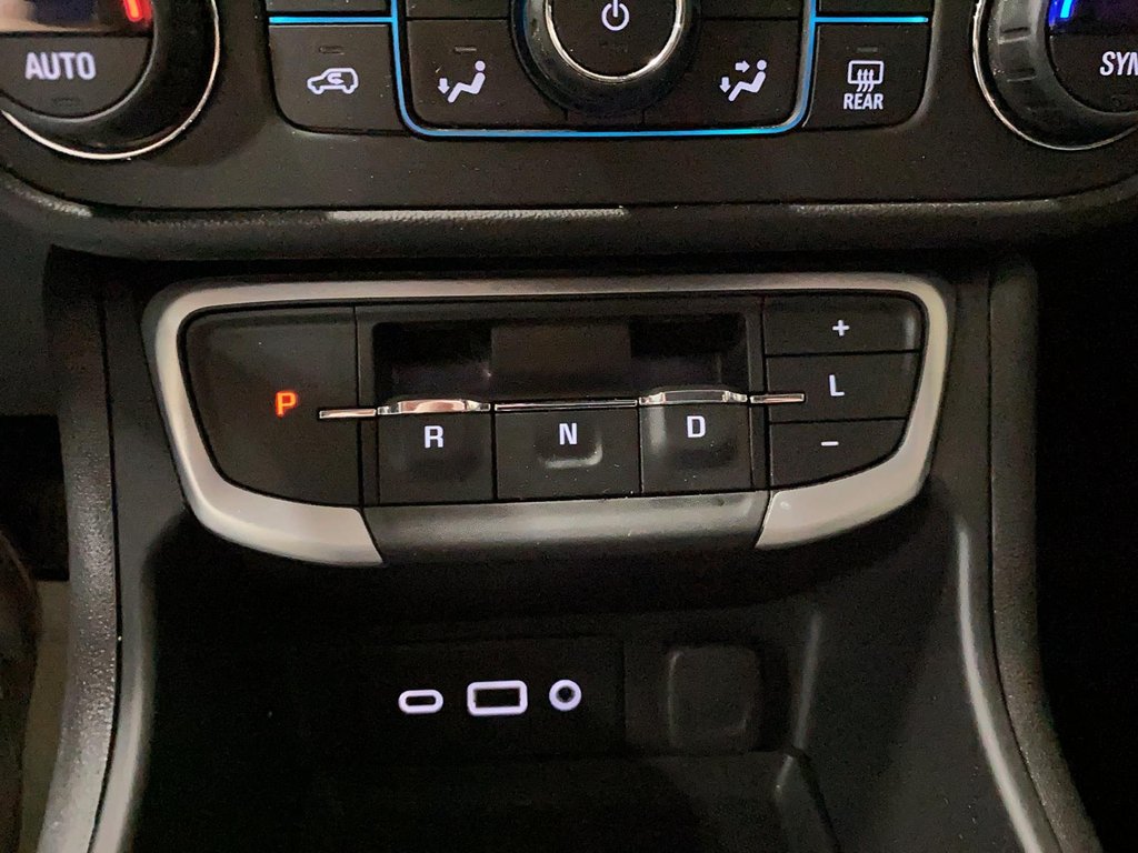 GMC Terrain  2022 à Jonquière, Québec - 15 - w1024h768px