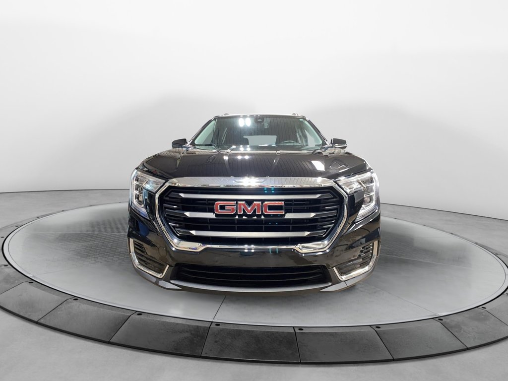 GMC Terrain  2022 à Jonquière, Québec - 2 - w1024h768px