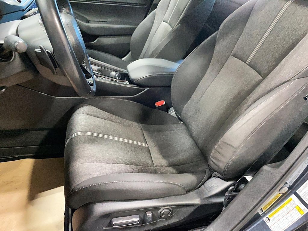 2024 Honda ACCORD HYBRIDE in Baie-Comeau, Quebec - 11 - w1024h768px