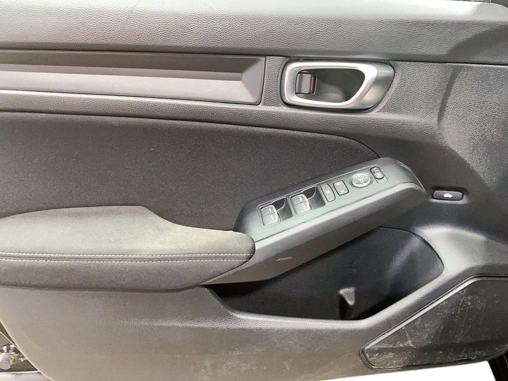Honda Civic Sedan  2024 à Jonquière, Québec - 10 - w1024h768px