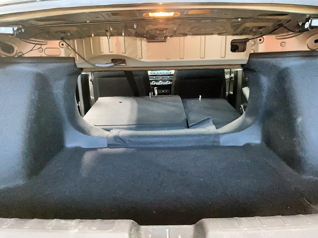 Honda Civic Sedan  2024 à Jonquière, Québec - 7 - w1024h768px