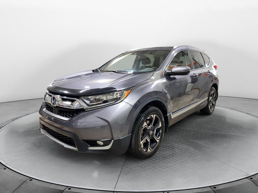 2019 Honda CR-V Touring in Chicoutimi, Quebec - 1 - w1024h768px