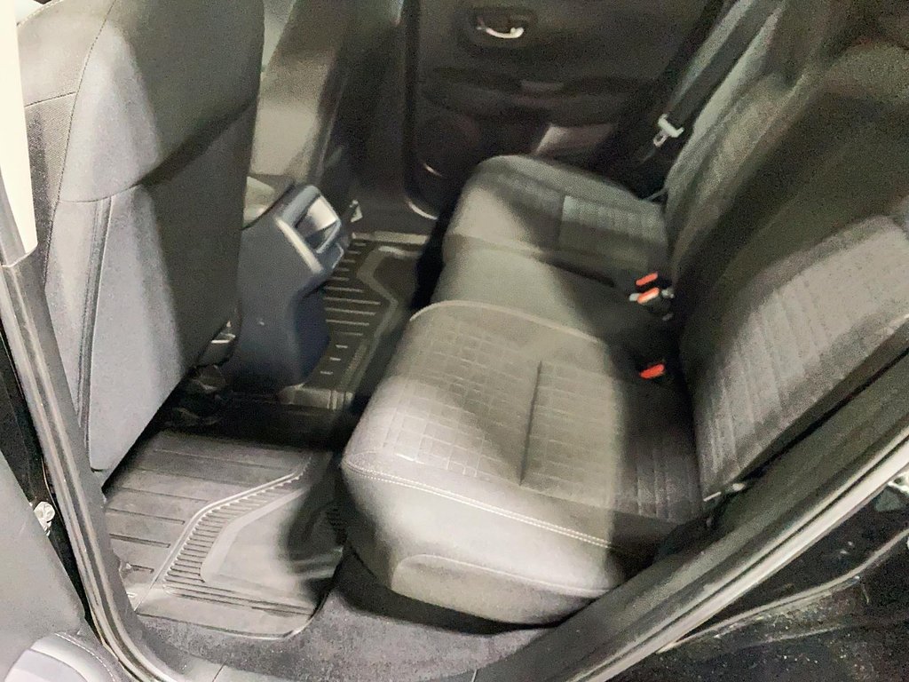 Honda HR-V LX 2023 à Chicoutimi, Québec - 12 - w1024h768px