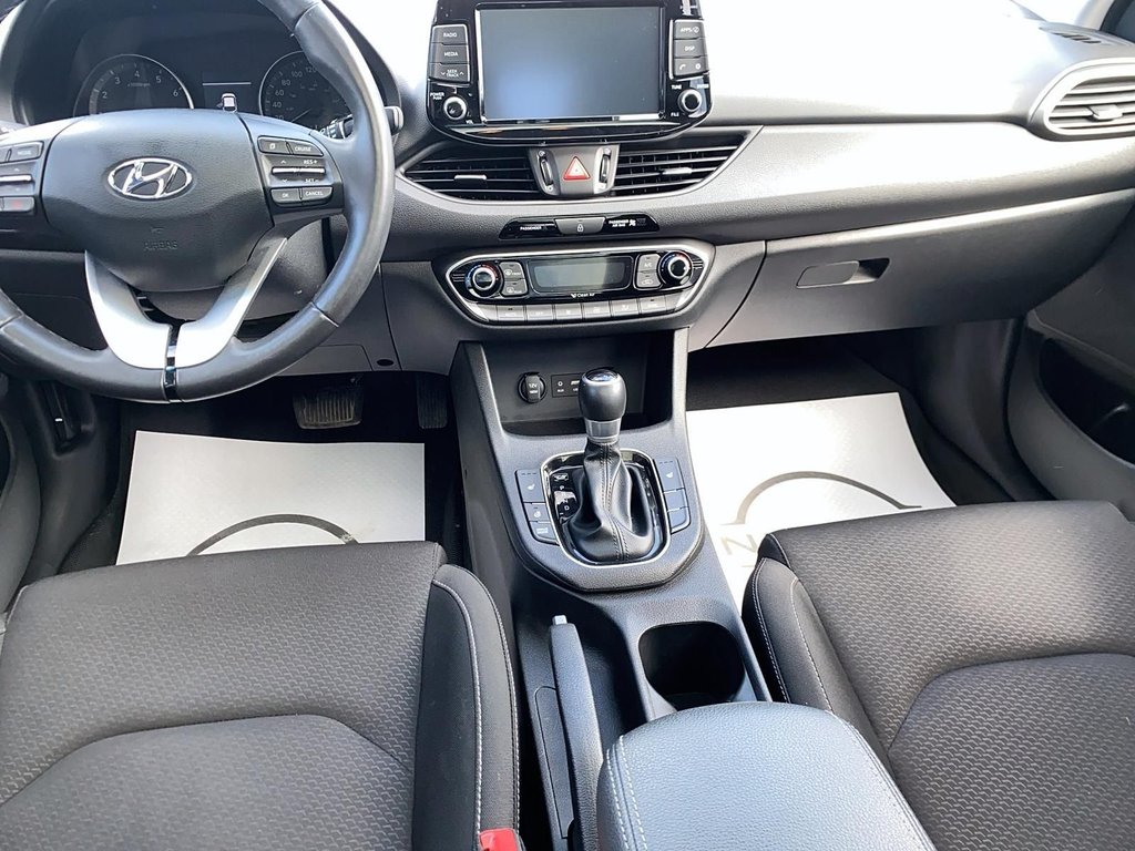Hyundai Elantra GT  2018 à Sept-Îles, Québec - 7 - w1024h768px