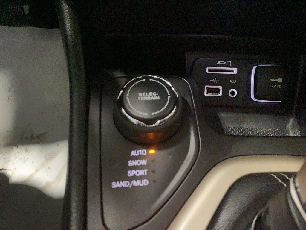 Jeep Cherokee North 2018 à Chicoutimi, Québec - 21 - w1024h768px