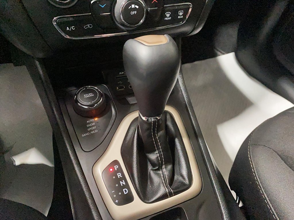 Jeep Cherokee North 2018 à Chicoutimi, Québec - 15 - w1024h768px