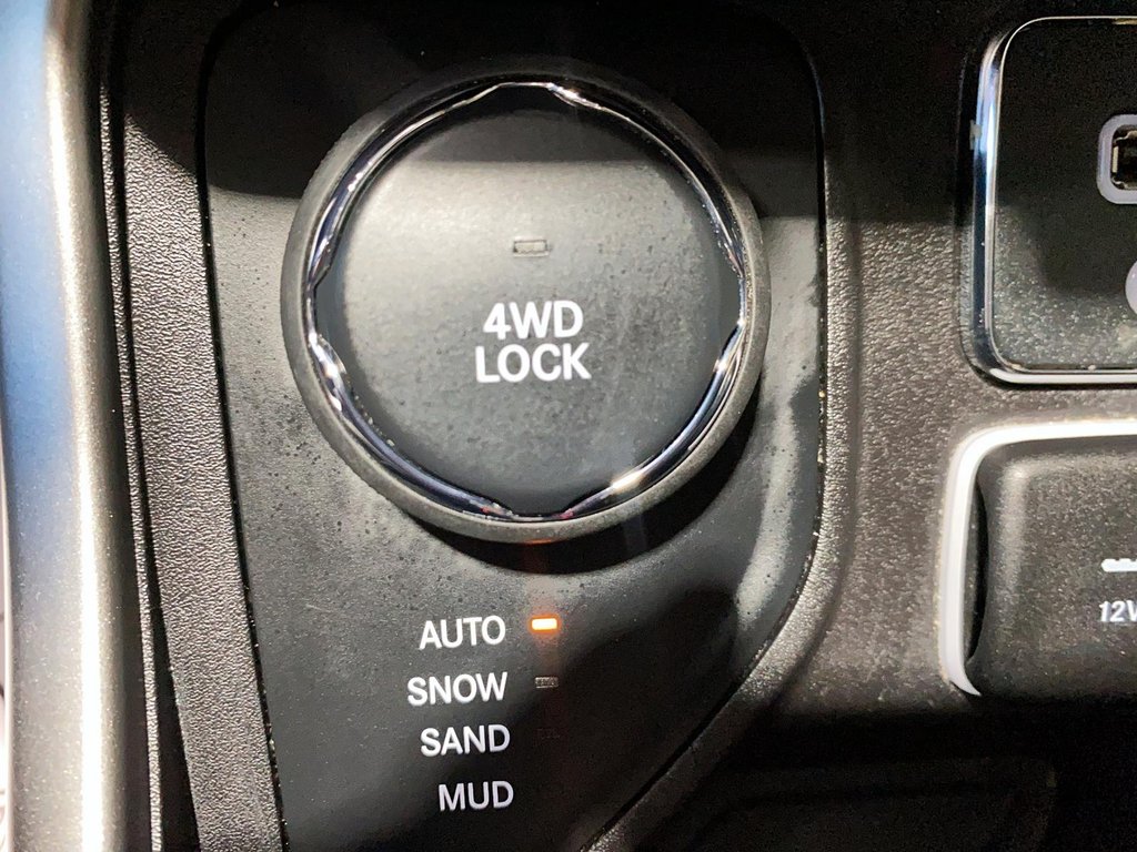 2018 Jeep Compass in Sept-Îles, Quebec - 15 - w1024h768px