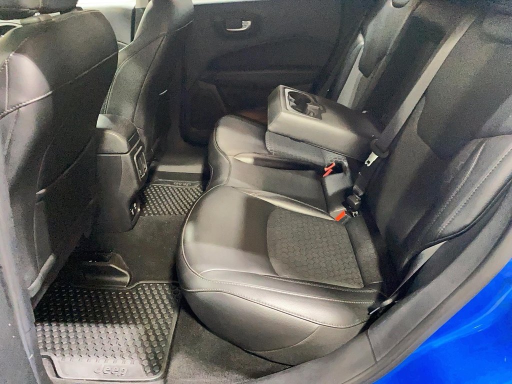 2020 Jeep Compass in Sept-Îles, Quebec - 7 - w1024h768px