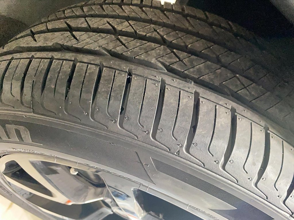 2020 Jeep Compass in Sept-Îles, Quebec - 22 - w1024h768px