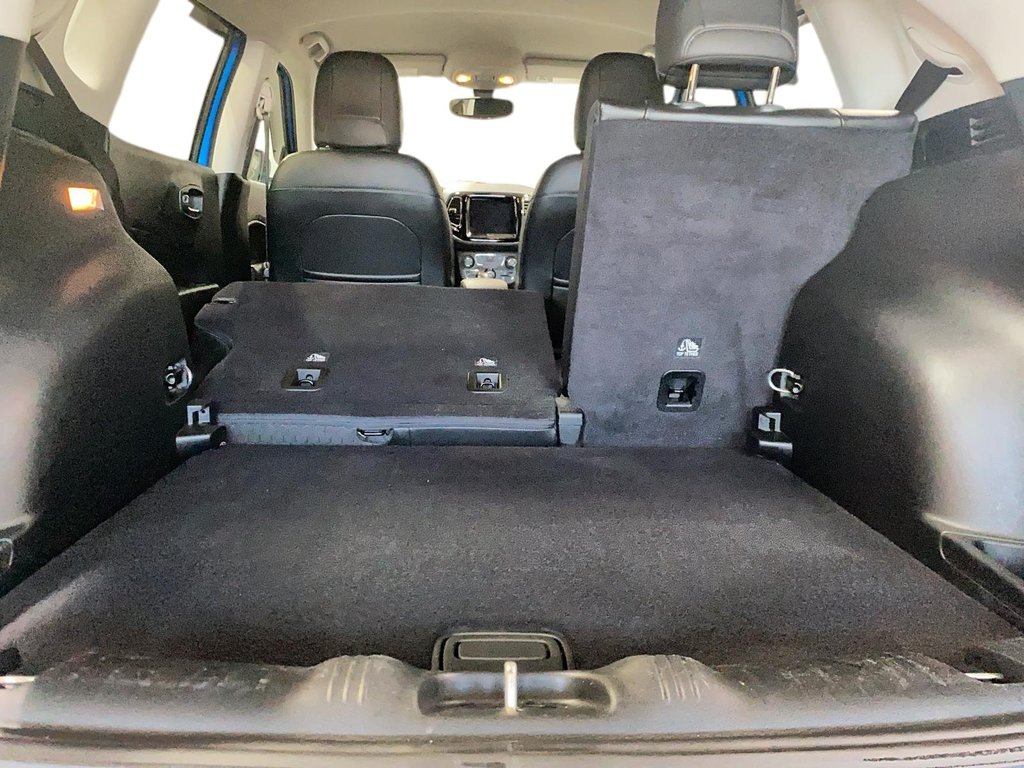2020 Jeep Compass in Sept-Îles, Quebec - 6 - w1024h768px